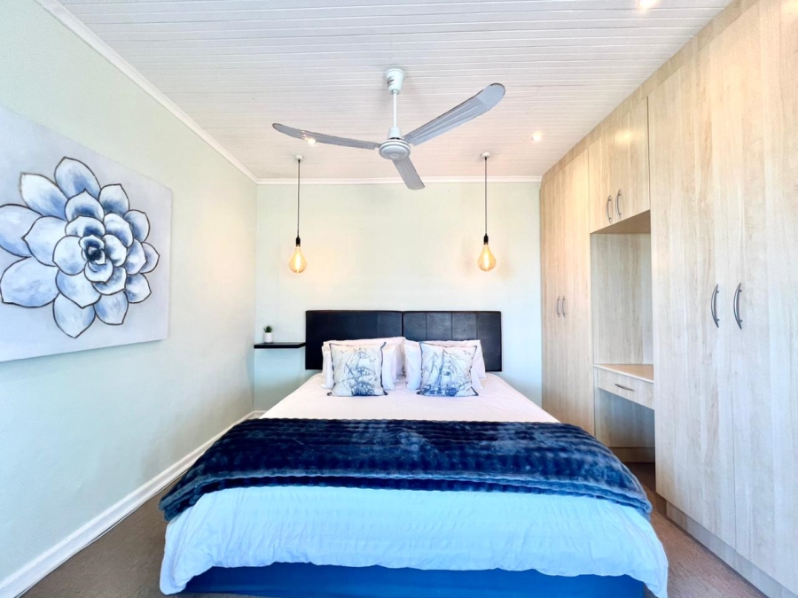 5 Bedroom Property for Sale in Paradise Beach Eastern Cape